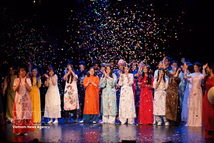 Photo d'illustration : Le festival culturel « Vietnam brillant », qui s'est tenu du 26 au 28 juin 2026 au Centre culturel Zahrada, à Prague, en République tchèque, a attiré de nombreux participants vietnamiens à l'étranger. Photo : VNA 