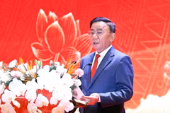 Le permanent du Secrétariat du Parti communiste du Vietnam Tran Cam Tu à la Conférence nationale des Conseils populaires, tenue le 28 mai à Hanoï pour définir les orientations du mandat 2026-2031. Photo: VNA