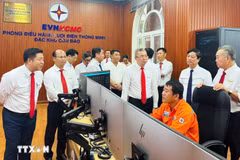 Le 1er février 2026, EVN HCMC a inauguré le réseau électrique intelligent dans la zone spéciale de Con Dao, une étape majeure dans la modernisation énergétique de l’archipel et son développement durable. Photo: VNA