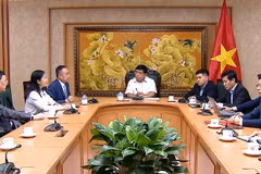 Le vice-Premier ministre Nguyên Chi Dung a reçu, jeudi après-midi, 25 septembre, une délégation de la Fondation pour le développement des scientifiques de premier plan à Shanghai (WLA Development Foundation). Photo: baochinhphu.vn