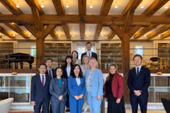 La vice-ministre vietnamienne des Affaires étrangères, Le Thi Thu Hang, et la secrétaire d'État au Commerce et aux Investissements du ministère danois des Affaires étrangères, Lina Gandløse Hansen ont coprésidé la troisième consultation politique Vietnam-Danemark. Photo: VNA