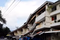 Un séisme survenu le 9 octobre 2026 au Panama a fait de nombreux blessés et causé d’importants dégâts matériels. Photo: VNA