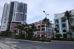Vue d’une partie du projet Vega City (nom commercial : Libera Nha Trang), situé dans le quartier de Bac Nha Trang, province de Khanh Hoa. Photo : VNA