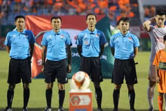 Des arbitres lors de la V-League. Photo : VFF