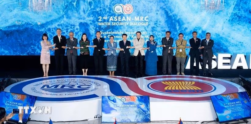 Des délégués de l'ASEAN et du MRC. Photo : VNA