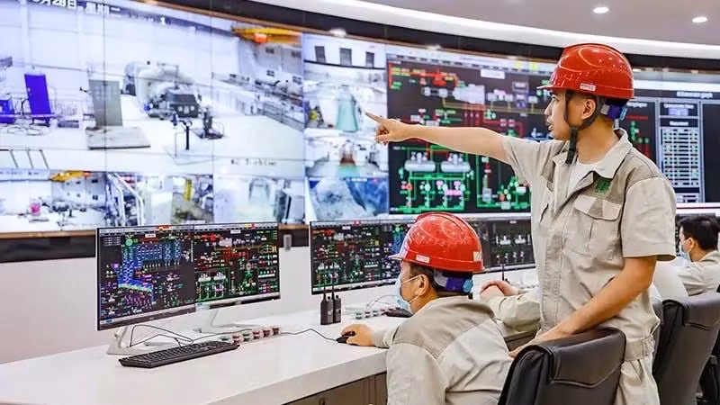 A la centrale électrique de Nam Son. Photo : nhandan.vn