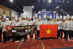 Les chefs vietnamiens au concours. Photo: CTV/VietnamPlus