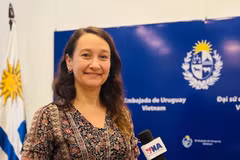 La vice-ministre des Affaires étrangères de l’Uruguay, Valeria Csusaki Cabrera. Photo: VNA