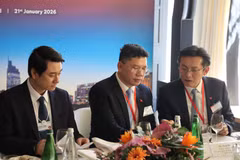 Les dirigeants du ministère des Affaires étrangères et de Hô Chi Minh-Ville. Photo: VNA