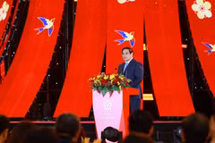Le Premier ministre Pham Minh Chinh s'exprime lors de la cérémonie. Photo: VNA
