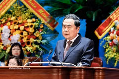 Le président de l’Assemblée nationale Trân Thanh Mân s'exprime lors du Congrès. Photo: VNA