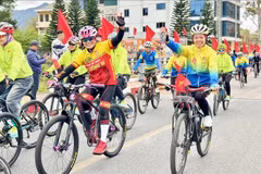 Des coureurs à l'événement. Photo: VNA