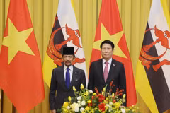 Le sultan de Brunei Hassanal Bolkiah conclut sa visite d’État au Vietnam
