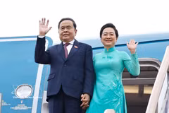 Le président de l’Assemblée nationale Trân Thanh Mân et son épouse achèvent mercredi leur visite officielle en République de Corée. Photo: VNA