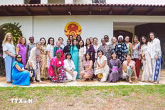 Les déléguées au programme. Photo: VNA