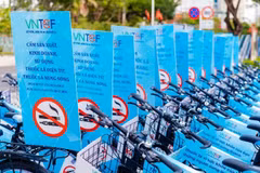 Chaque année, le Vietnam enregistre plus de 104 000 décès liés au tabagisme, dont environ 18 800 causés par le tabagisme passif, c’est-à-dire l’inhalation involontaire de la fumée dégagée par les fumeurs. Photo: baodautu.vn