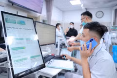 Le personnel médical de l'Hôpital Bach Mai. Photo: VNA
