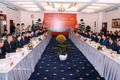 La 25ᵉ réunion des comités spécialisés des gouvernements du Vietnam et du Cambodge. Photo: VNA