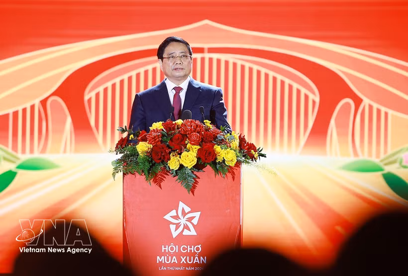 Le Premier ministre Pham Minh Chinh lors de la cérémonie de clôture de la première Foire du Printemps 2026. Photo : VNA