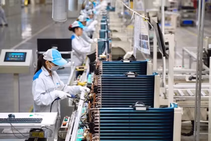 Le Vietnam va progressivement façonner l’écosystème des semi-conducteurs. Photo: Photo : MOST