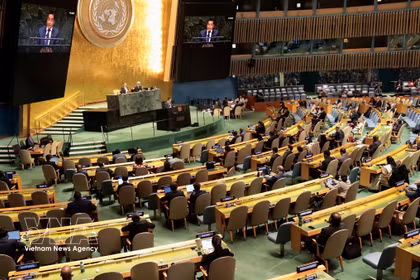 Le ministre-conseiller Nguyên Hai Luu, représentant permanent adjoint du Vietnam auprès des Nations Unies, s’exprime lors du débat annuel sur l’embargo américain contre Cuba, organisé dans le cadre de la 81e session de l’Assemblée générale des Nations Unies (AGNU 81) au siège de l’ONU à New York. Photo : VNA