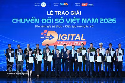 Les lauréats des Vietnam Digital Awards 2026 lors de la cérémonie, à Hanoi, le 14 octobre. Photo : VNA