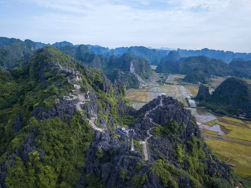 Une vue du sommet de Hang Mua à Ninh Binh. Photo : vietnamtourism