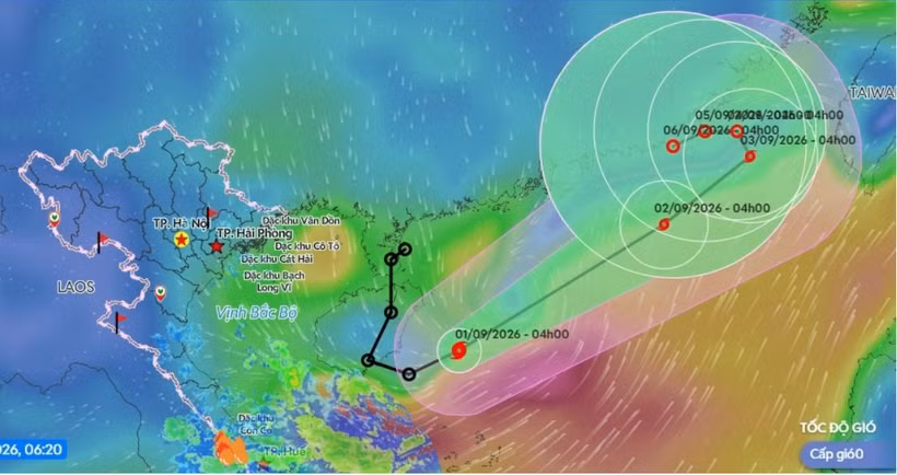 Le typhon Saudel s’est formé au-dessus de la Mer Orientale et se déplace vers le nord-est ; mais devrait s’éloigner du Vietnam. Photo : VNDMS