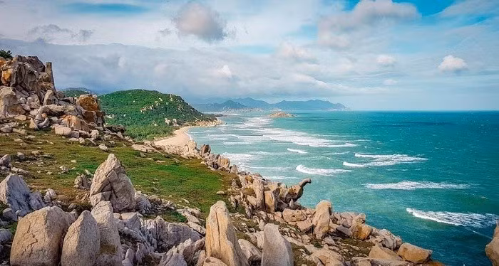 Le parc des rochers de Ninh Thuân, un lieu d’une beauté sauvage exceptionnelle. Photo: dulich.petrotimes.vn