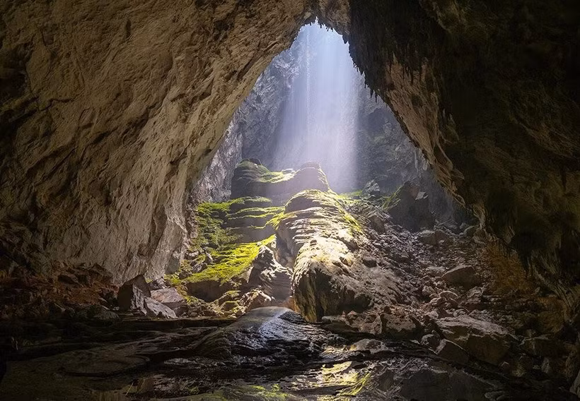 La grotte de Son Doong, la plus grande grotte du monde, mesure environ 9 km de long. Photo : Shutterstock