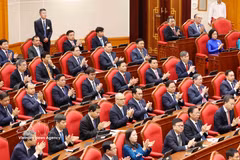 Lors du 4e Plénum du Comité central du Parti communiste du Vietnam du 14e mandat. Photo : VNA