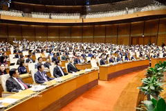 Lors de la cérémonie d'ouverture de la deuxième session de la 16e législature de l’Assemblée nationale. Photo : VNA