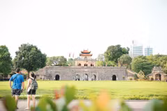 La cité impériale de Thang Long, un site historique très prisé des visiteurs pendant les vacances. Photo : VNA