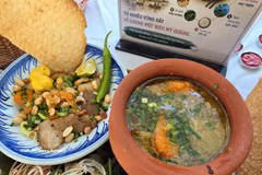 Un plat de Mi Quang de Da Nang présenté lors du séminaire. Photo : VNA.