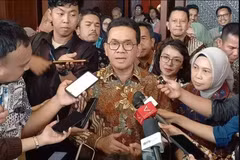 Le ministre indonésien du Commerce, Budi Santoso, en marge de la cérémonie de clôture de Trade Expo Indonesia (TEI) 2025 à ICE BSD, Tangerang. Photo : jakartaglobe.id