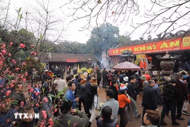 0502-le-hoi-khai-an-den-tran.jpg