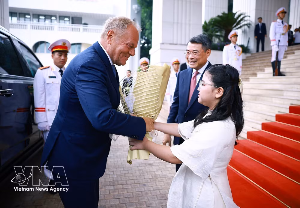 vnanet_vna-potal-thu-tuong-le-minh-hung-chu-tri-le-don-thu-tuong-ba-lan-9111935.jpg