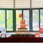 Exposition thématique intitulée « La Révolution d’Août 1945 – Un jalon historique de la nation ». Photo: Centre culturel et la Bibliothèque de Hanoï