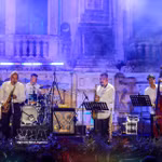 La soirée d’ouverture a proposé des performances des troupes musicaux que sont Song Hong Jazz Band, Nguyen Le Special Quartet et Senri Kawaguchi Special Fusion Band. Photo: VNA