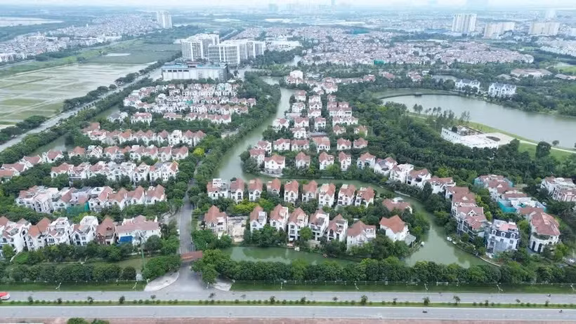 La Résolution 21 réaffirme également le point de vue constant consistant à garantir aux personnes dont les terres sont récupérées un logement, des conditions de vie et des moyens de subsistance meilleurs. (Photo : Khanh Hung/Vietnam+)