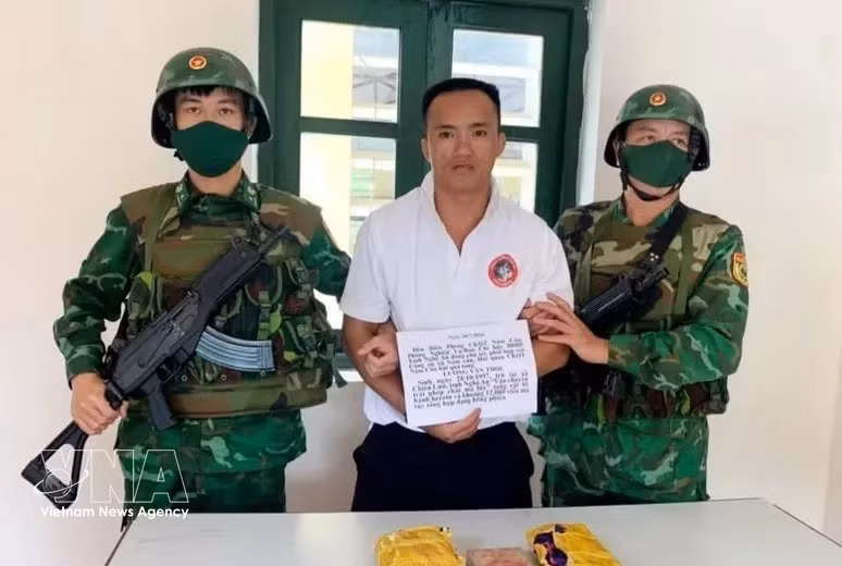 Luong Van Thoi (né en 1997), résidant dans le village de Tan Tien, commune de Chieu Luu, province de Nghe An, a été arrêté. Photo : VNA