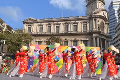 Promotion de la culture vietnamienne lors d'un défilé international à Macao en Chine