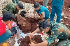 Binh Phuoc envoie une équipe à la recherche des restes des soldats et experts vietnamiens tombés au Cambodge