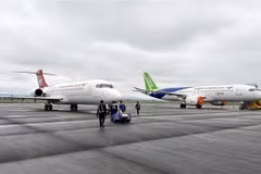 Exposition et démonstration d'avions Comac Airshow pour la première fois au Vietnam