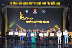 Dix jeunes personnalités exemplaires du Vietnam de 2020 à l’honneur