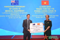 Le ministère australien de la Défense offre du matériel médical au Vietnam