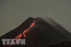 Éruption volcanique aux Philippines: des milliers de personnes évacuées