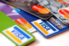 Le secteur bancaire demande une réduction des frais des organisations internationales de cartes
