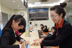 Sacombank contribue au développement socio-économique du Laos