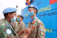 Soixante-trois membres de l'hôpital de campagne de niveau 2 n°3 du Vietnam à l'honneur